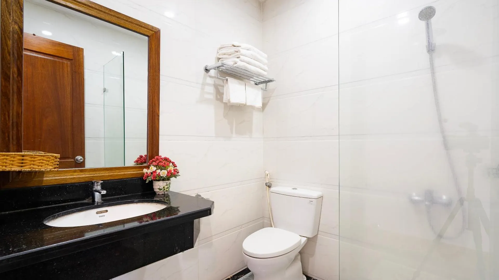 Camy Hotel וונג טאו