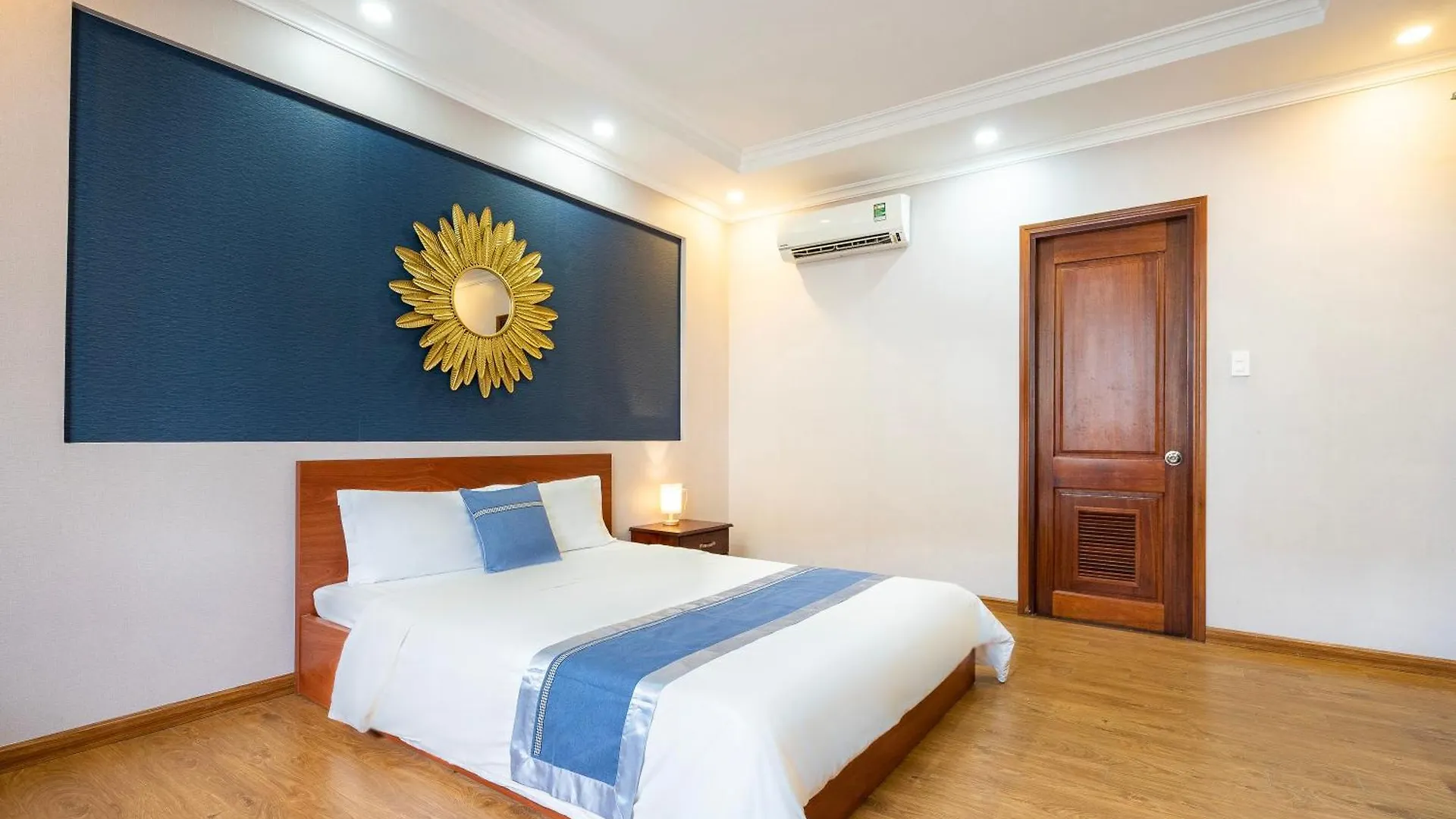 Camy Hotel וונג טאו